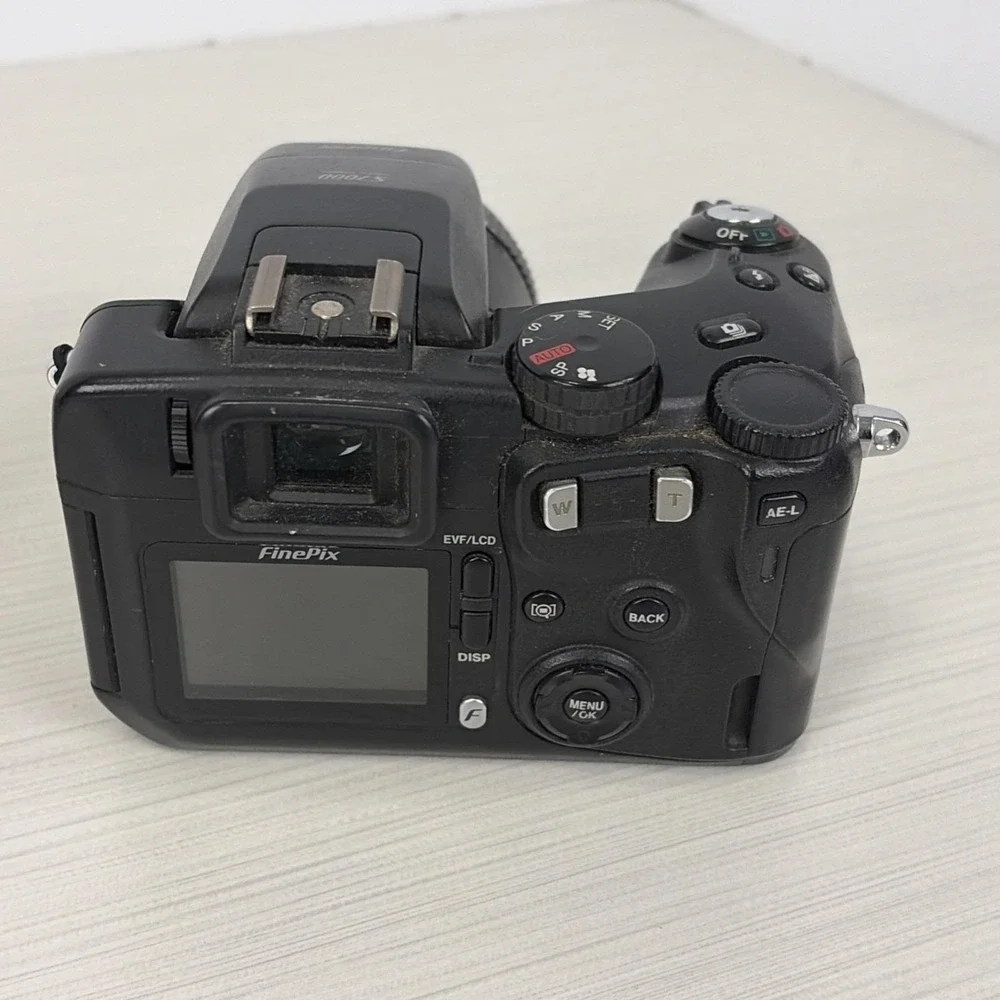 Lot Of 3 Cameras For PARTS OR REPAIR ONLY (Read Description)